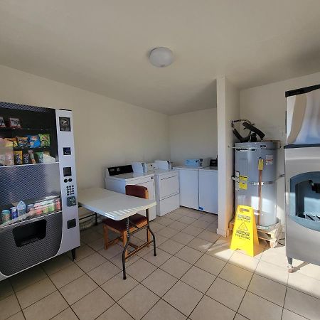 Othello Inn And Suites מראה חיצוני תמונה