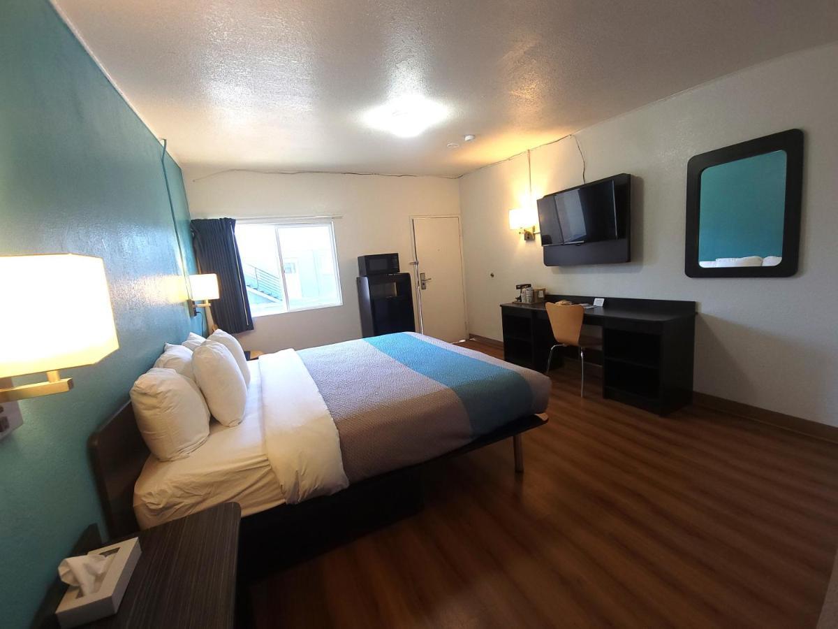Othello Inn And Suites מראה חיצוני תמונה